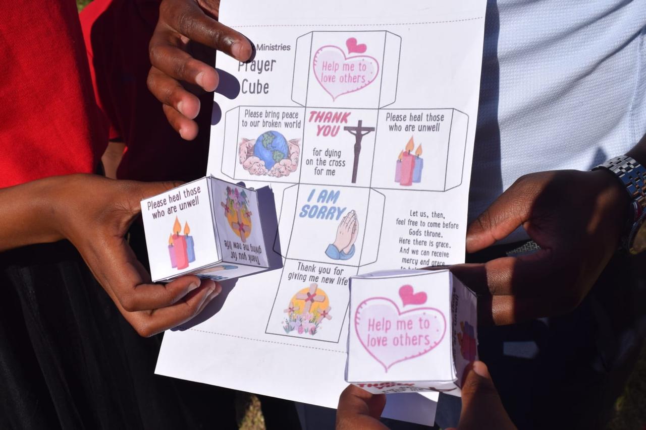 Prayer Cube Activity